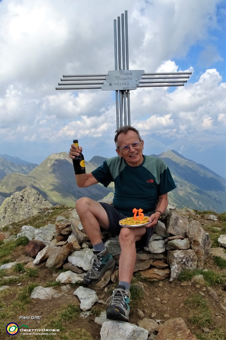 49 Festa di compleanno in Cima Masoni (2663 m) .JPG